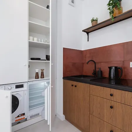 Stylish & Modern Studio Kielkowskiego With Terrace By Renters شقة *