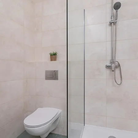 Stylish & Modern Studio Kielkowskiego With Terrace By Renters *