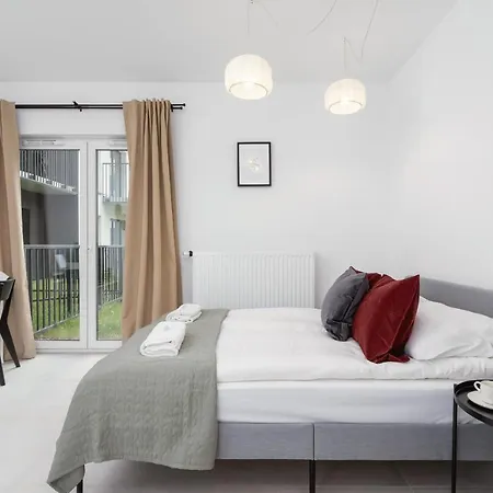 Stylish & Modern Studio Kielkowskiego With Terrace By Renters *
